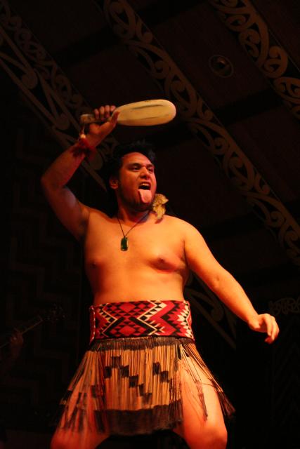 028 - Rotorua - Te Puia, Warrior handling a Patu (Mere)